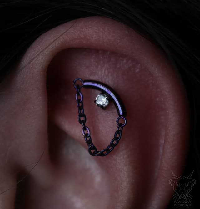 Blue Rose Tattoo · Piercing 22