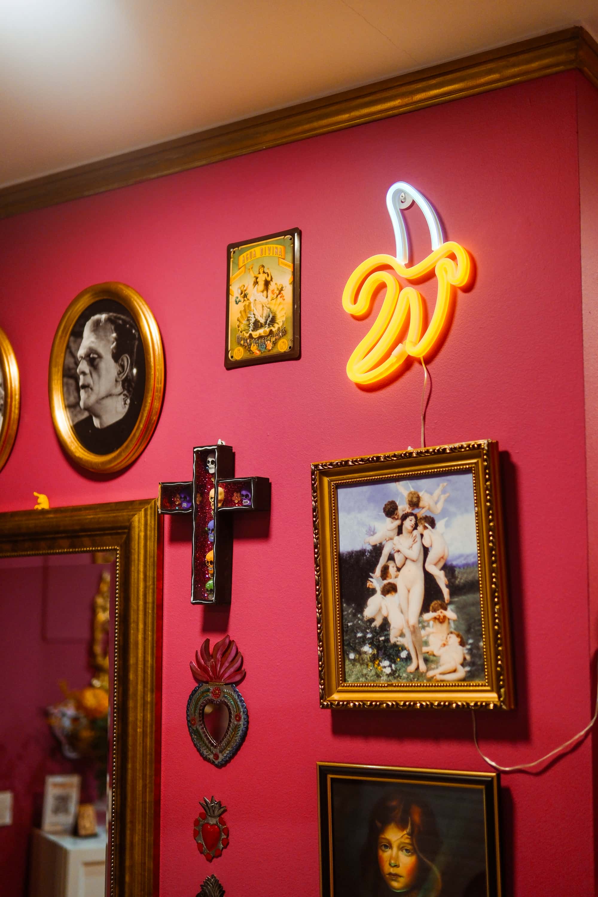 Blue Rose Tattoo · Estudio