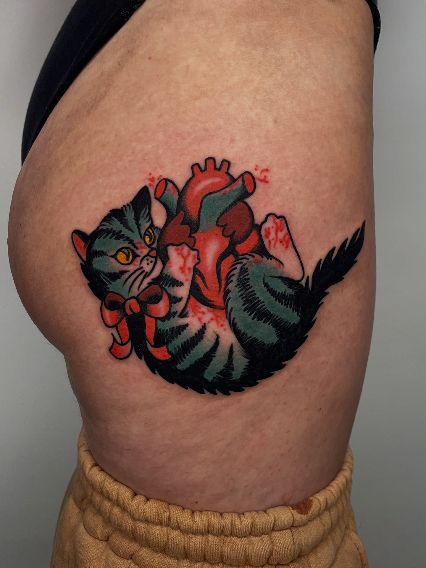 Lara Schild tatuaje 9